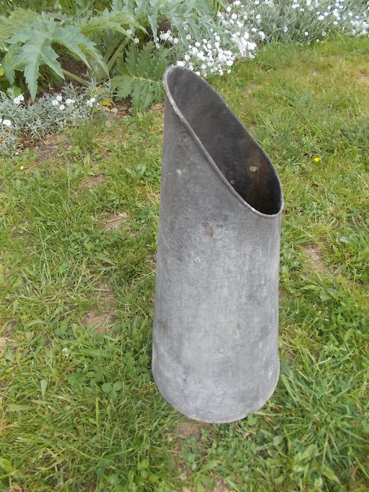 Bucket or zinc jug