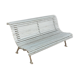 Garden bench with cast iron feet