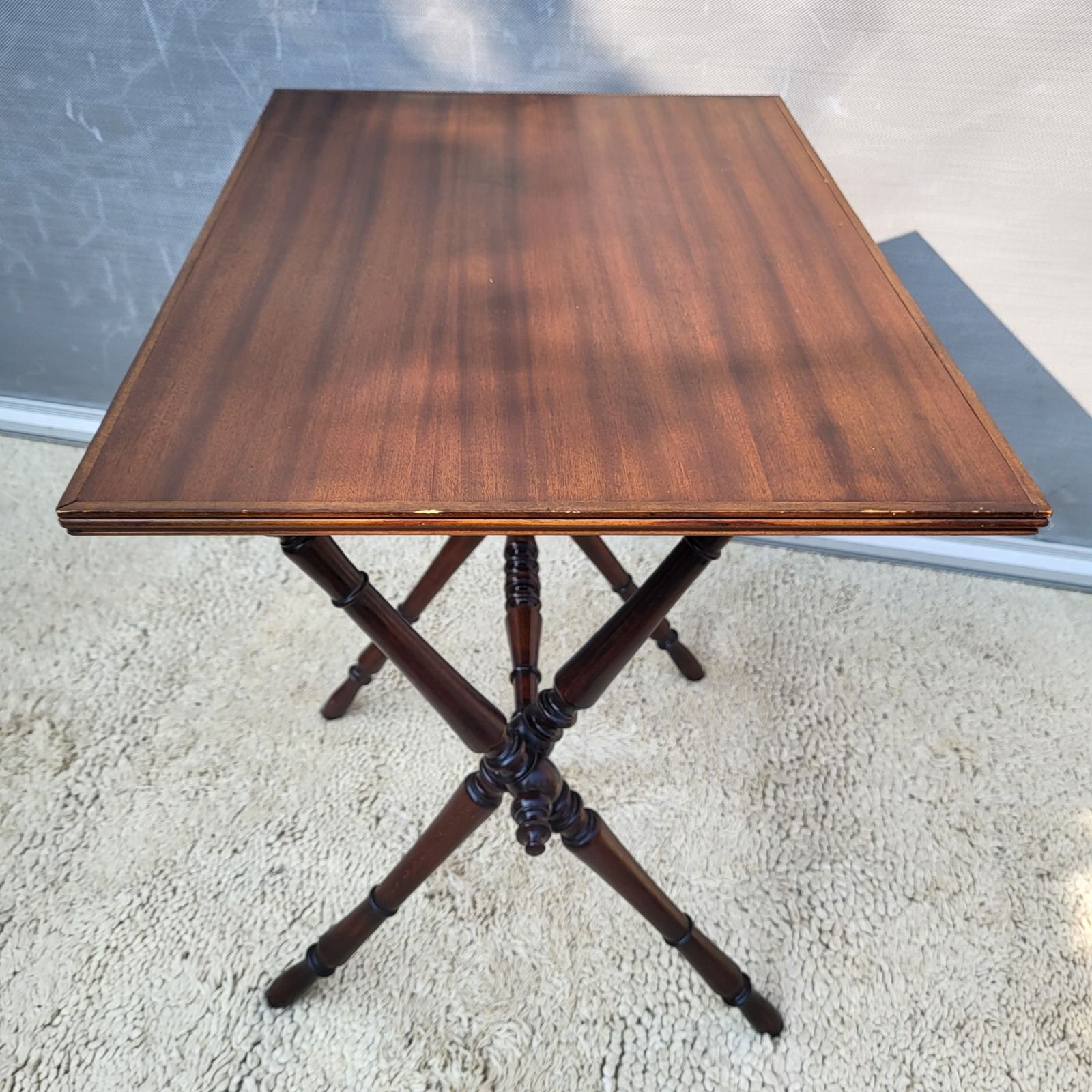 Napoleon • Portable folding table