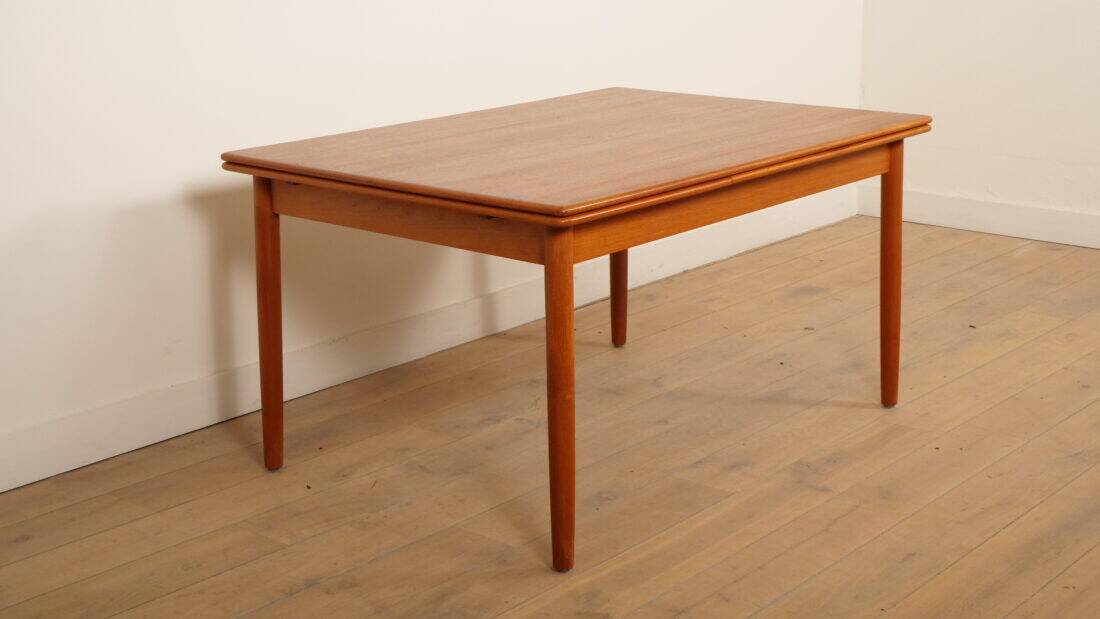 Vintage dining table | teak | extendable | 140 cm