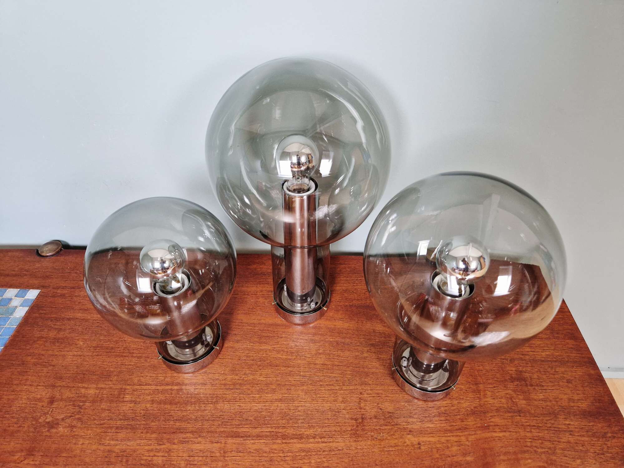 Trio de plafonniers Maxi Globe, RAAK Amsterdam, 1960