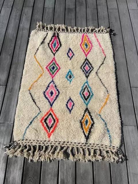 Tapis berbère Azilal coloré