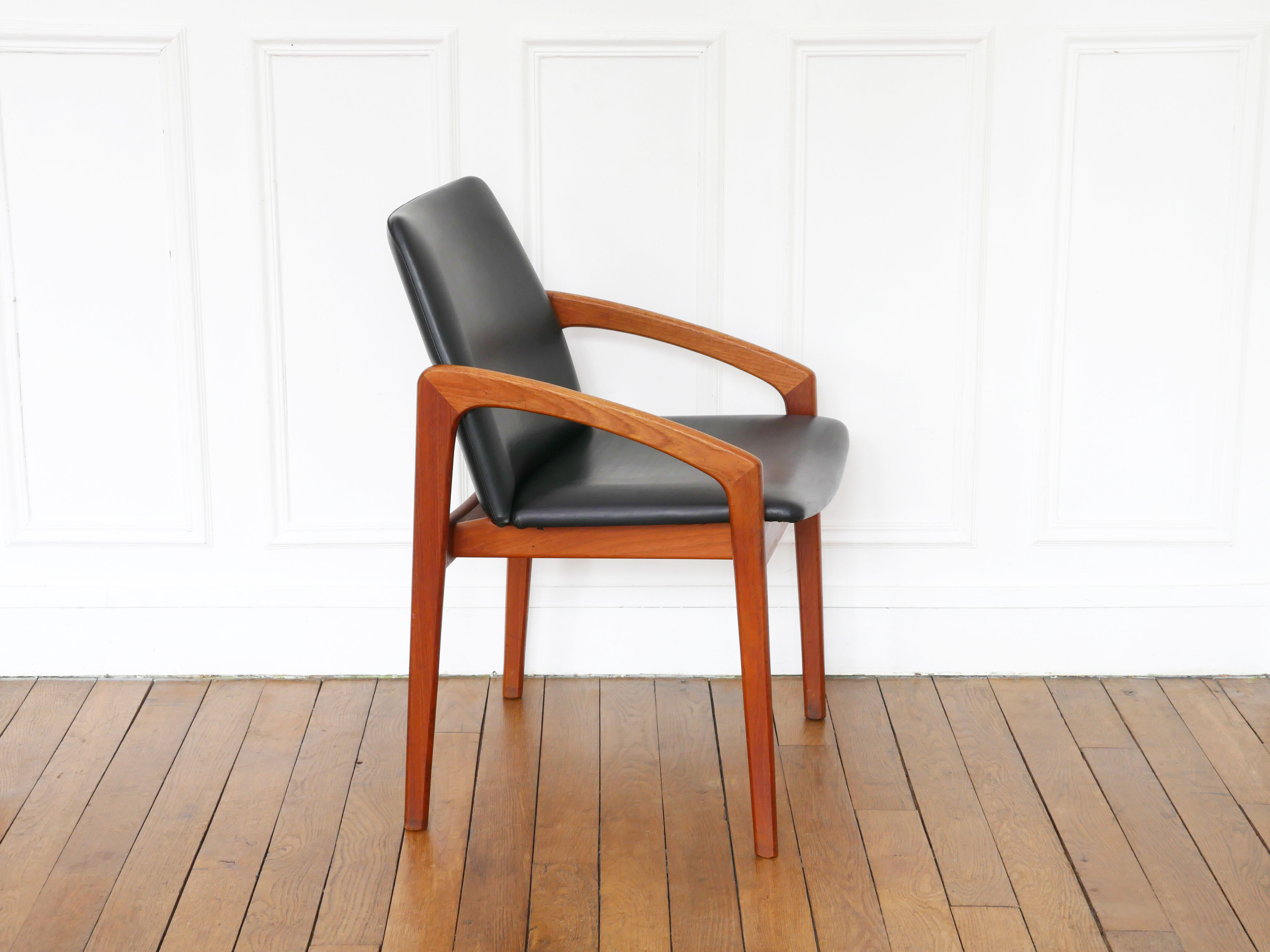 Fauteuil par Henning Kjærnulf pour Korup Stolefabrik