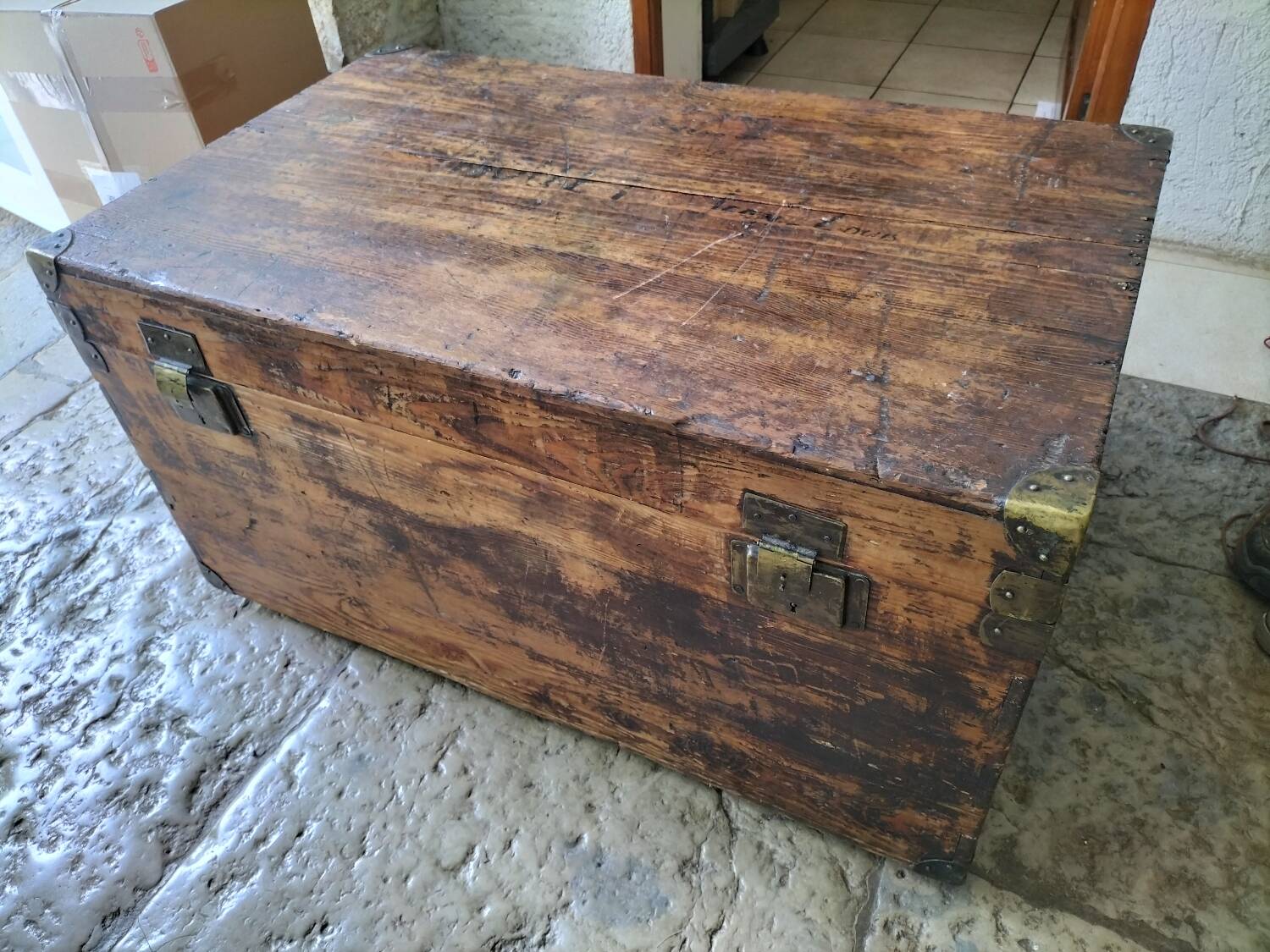 Antique trunk from the late 19th century
