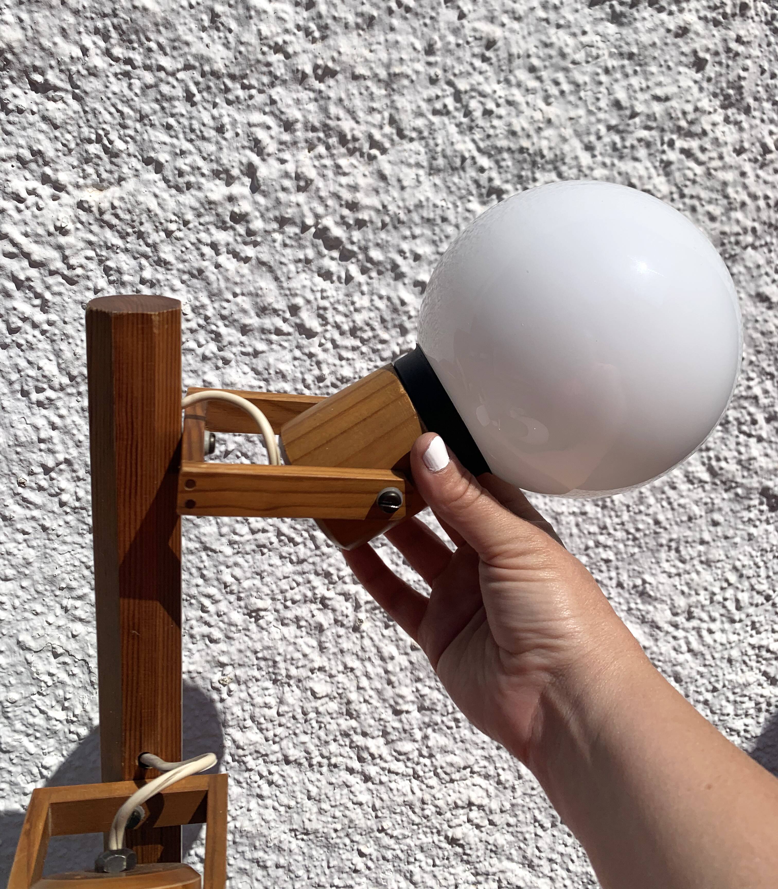 Wooden floor lamp from the 70s