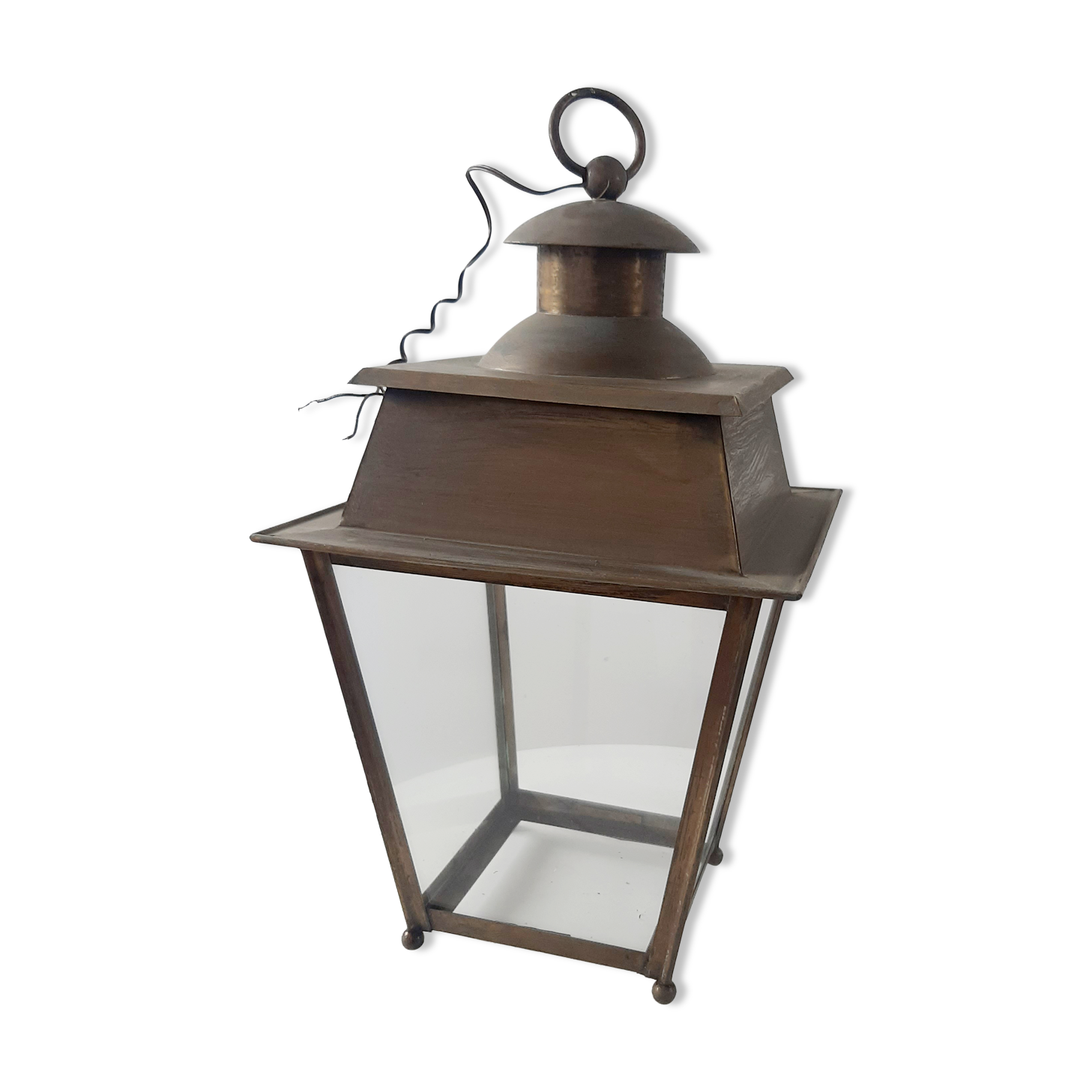 Brass lantern suspension