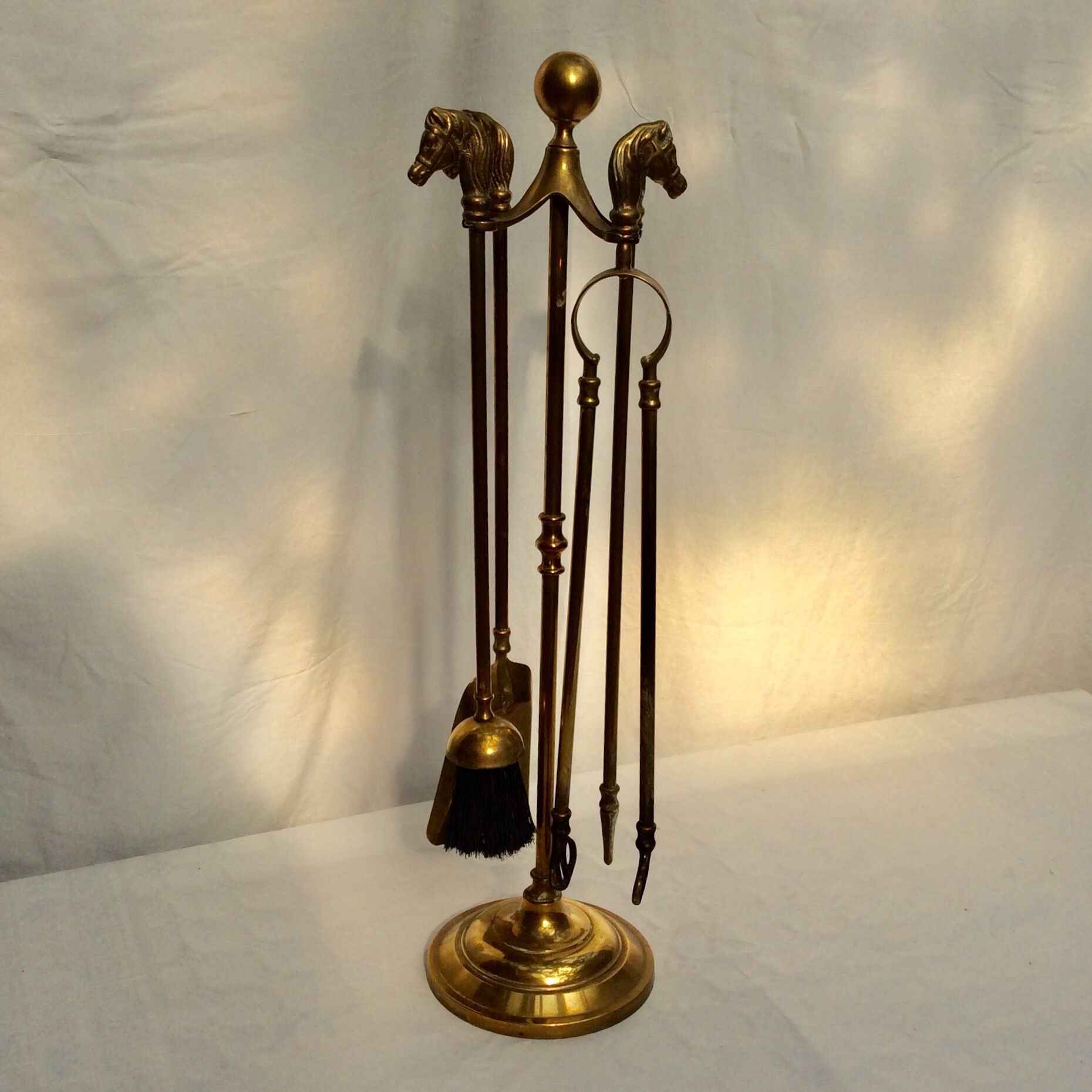 Servant of brass fireplace four utensils and support dimension: height -63cm- D-17cm-