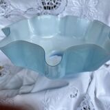 Blue opaline suspension