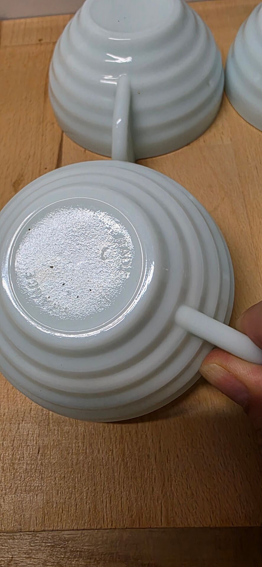 Coffee service in opaline in 1950s Art Deco style.