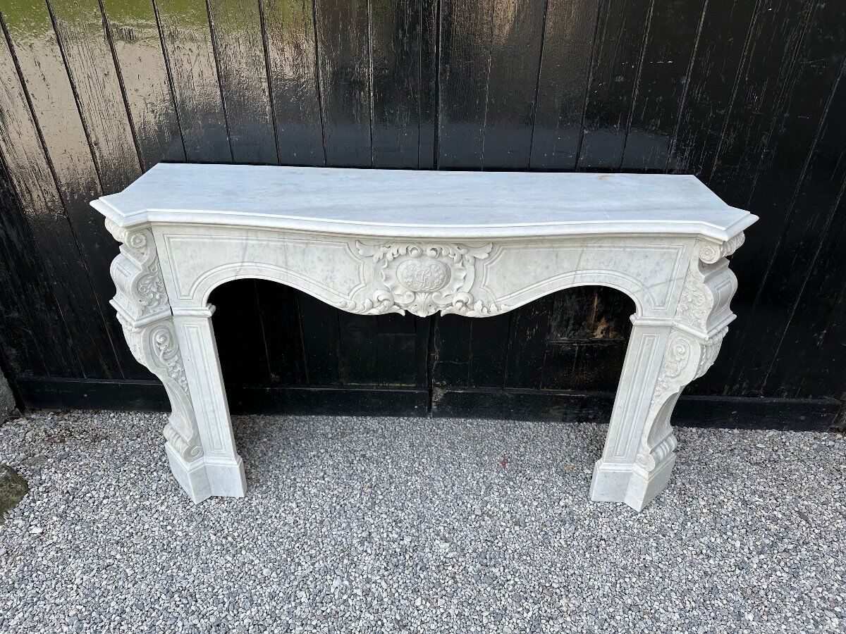 Napoleon III fireplace in Carrara marble, circa 1880