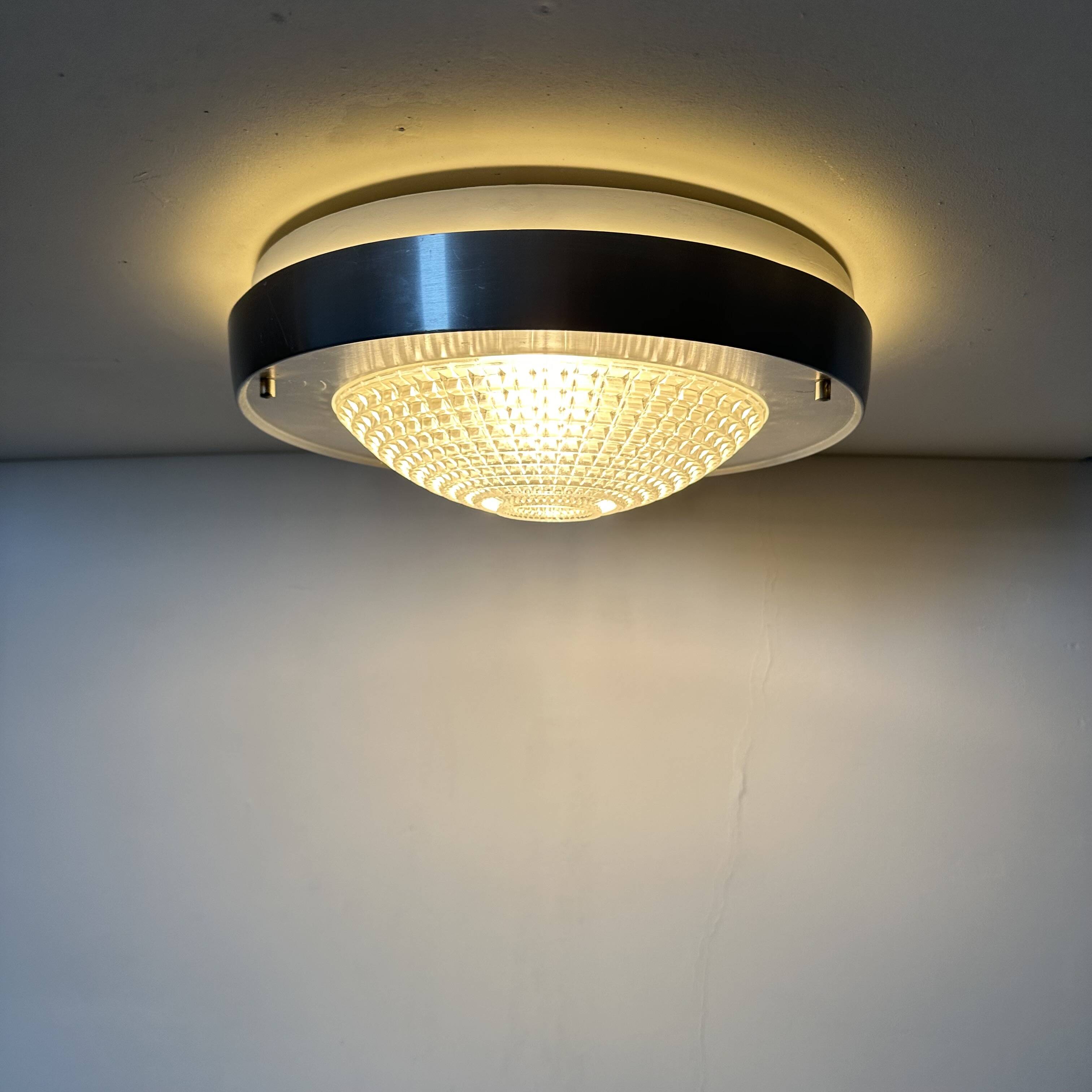 Raak Flush mount ceiling lamp B-1043 , 1970s Ufo space age
