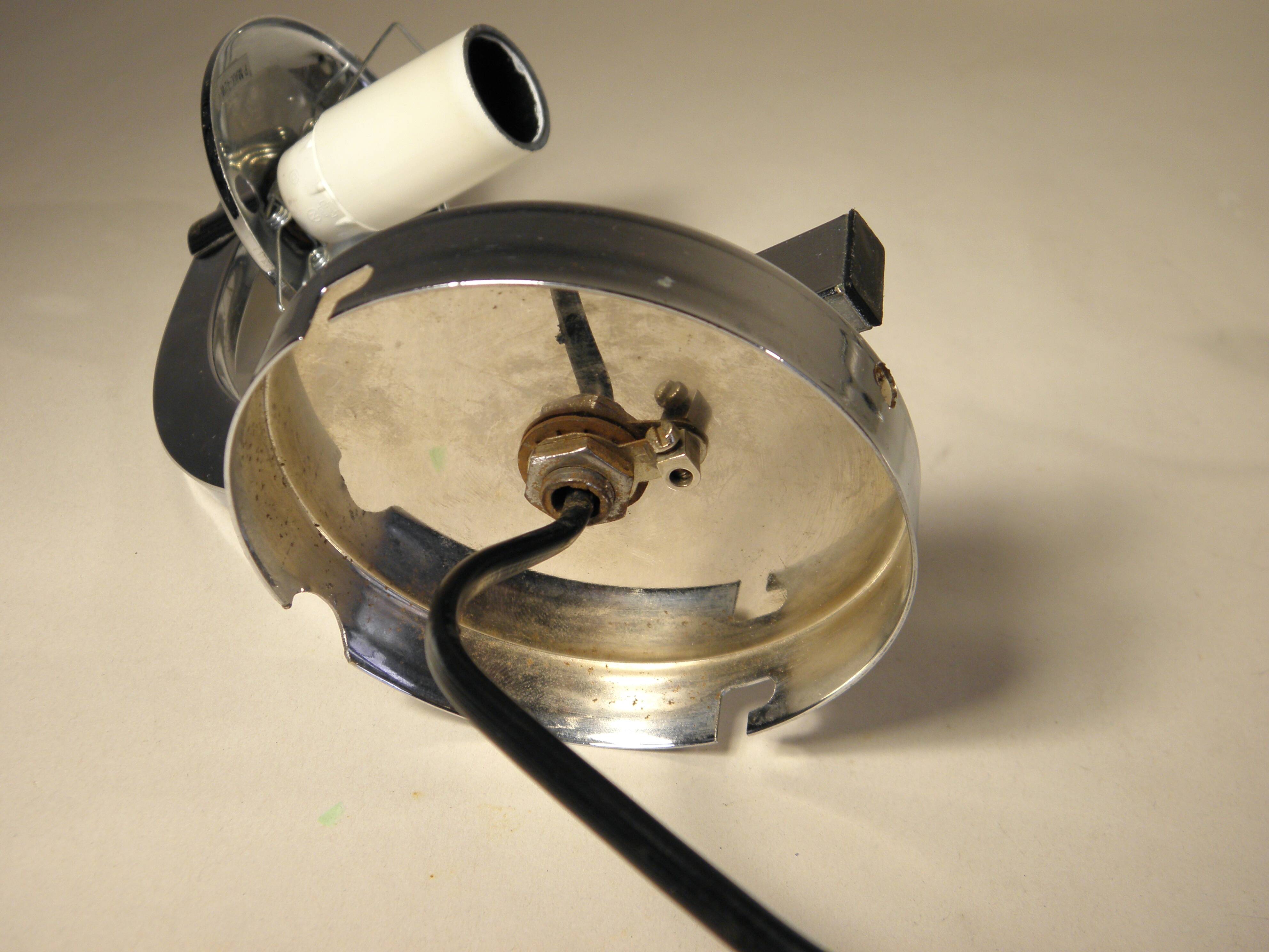 Paire d'appliques verre et chrome 1970