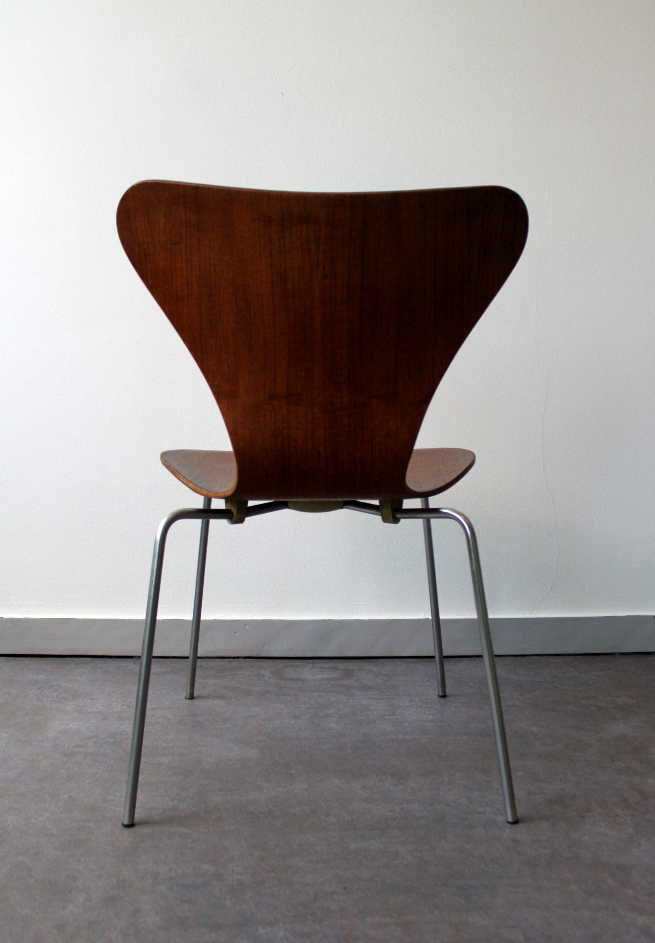 Set of 4 chairs series 7 by Arne Jacobsen for Fritz Hansen, 60's.