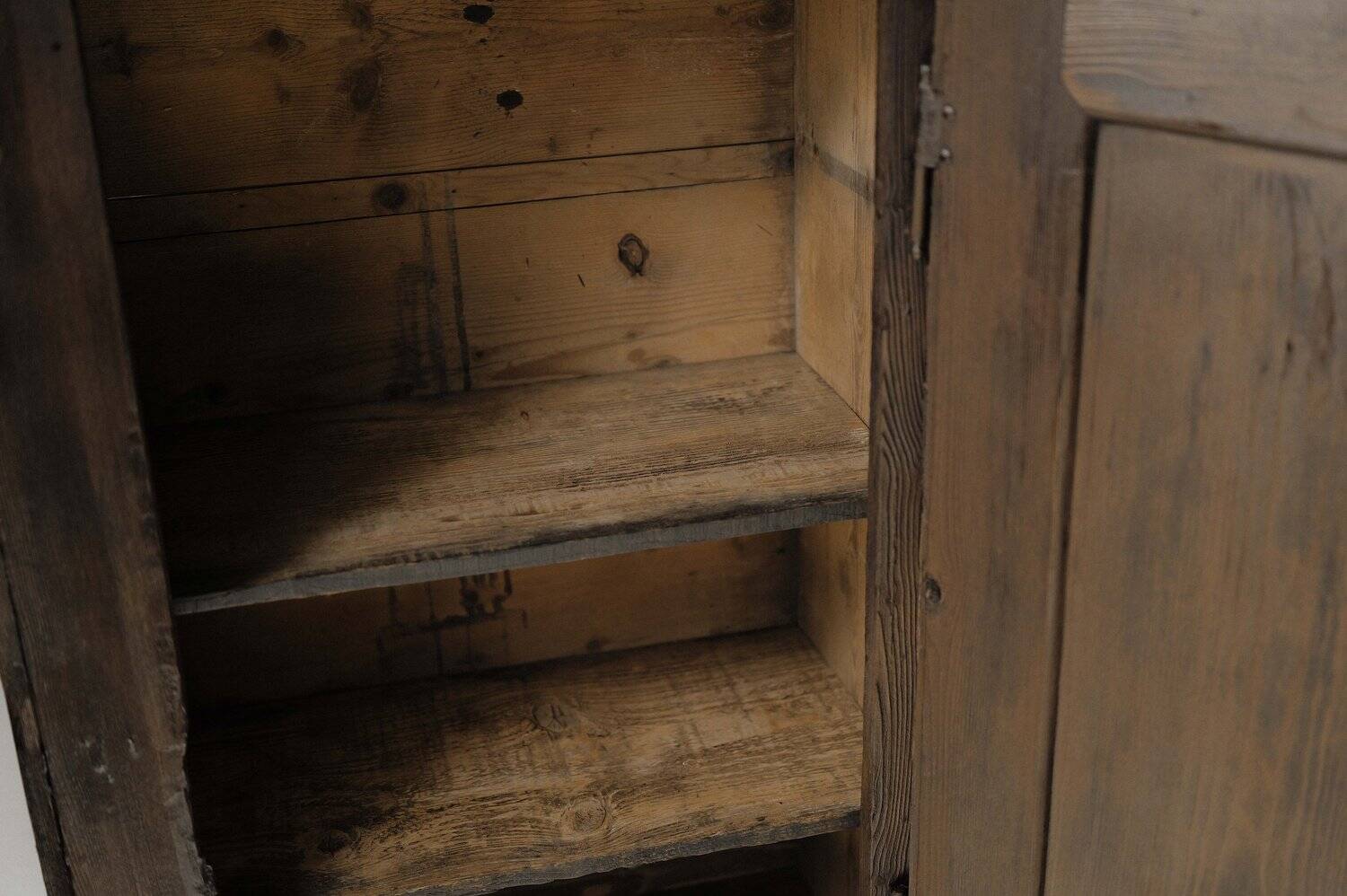 Pine mountain furniture, folk art, Savoy, 19th century