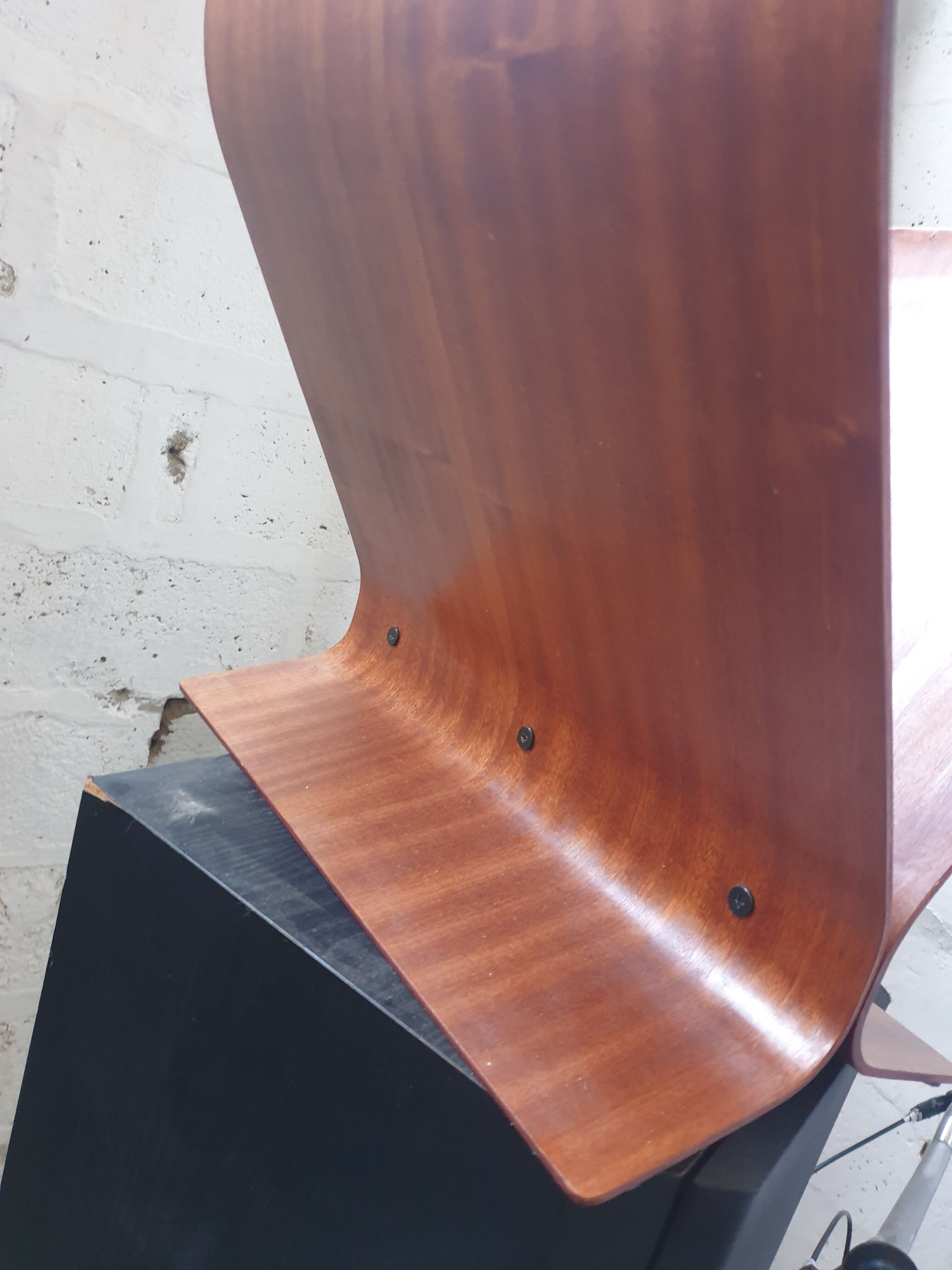 Magazine rack of Paul Rowan for Umbra