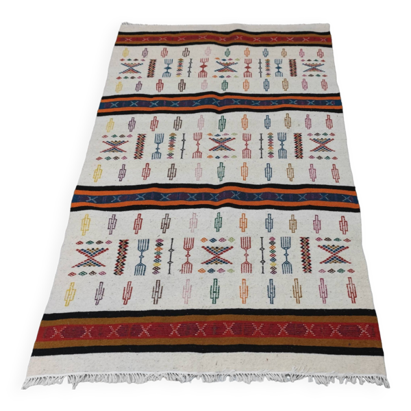 Tapis berbère fait main en laine naturelle