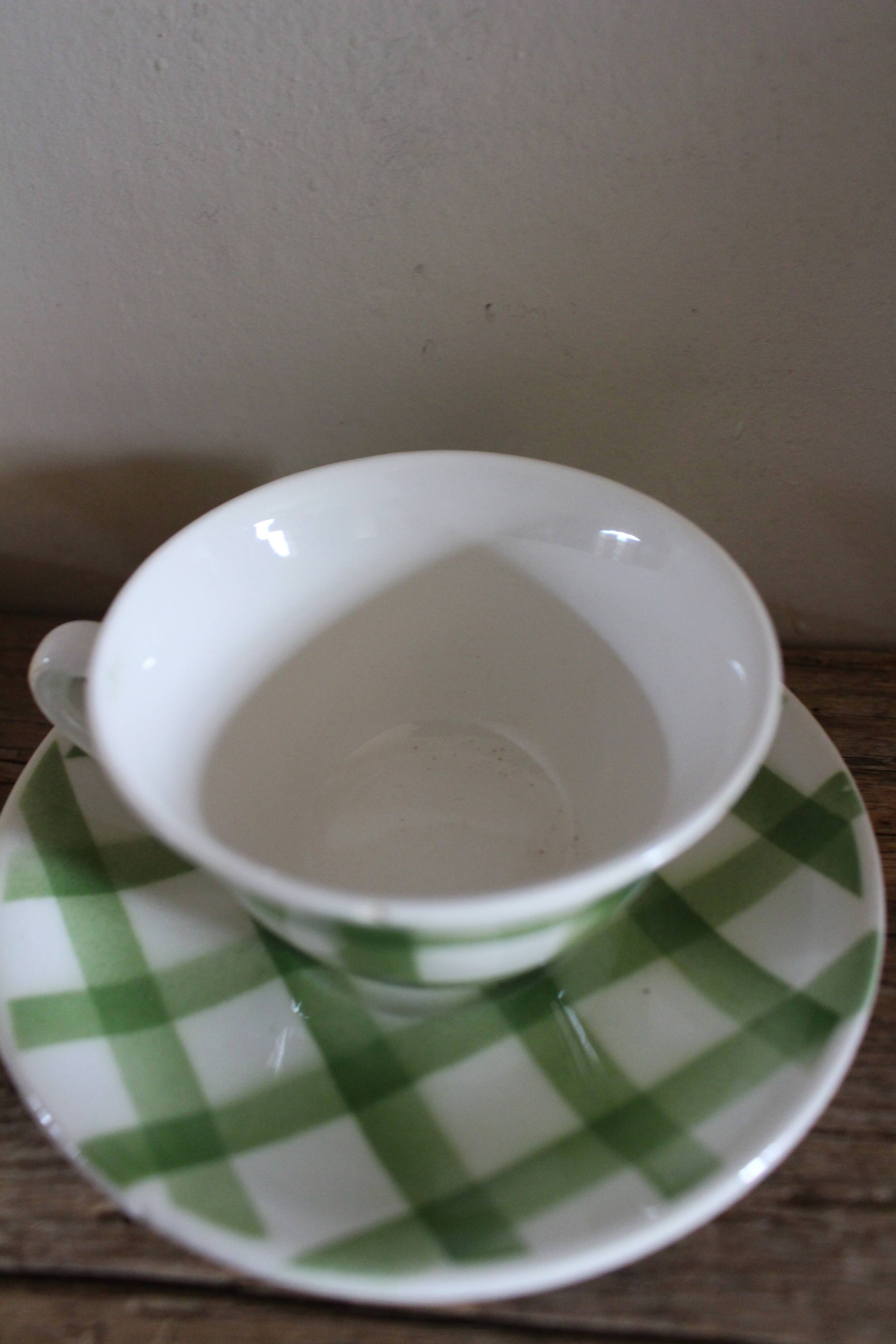 2 cups saucers Square Yellow Green Vintage