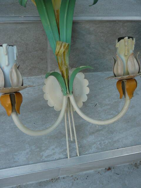 applique ancienne lampes XX tôle Fleurs Lys vintage