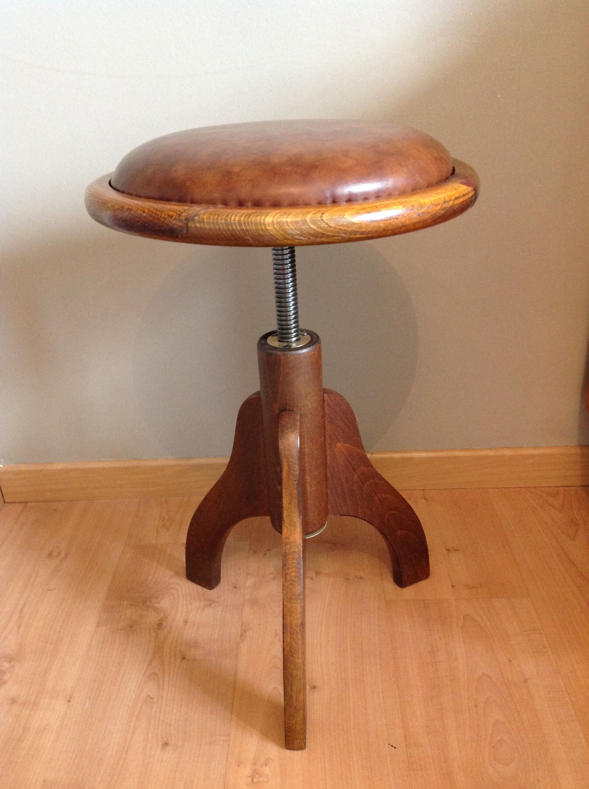 Old piano stool tripod feet / vintage 60s-70s