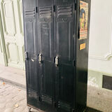 Vestiaire industriel, armoire métallique 3 portes