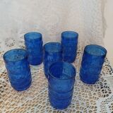 6 verres anciens bleu cobalt