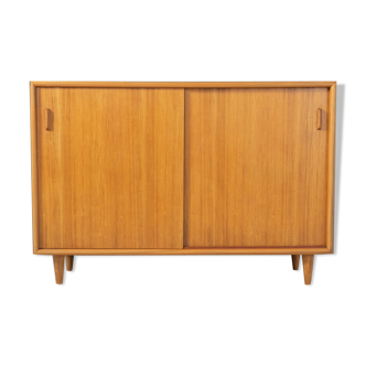 1950s dresser