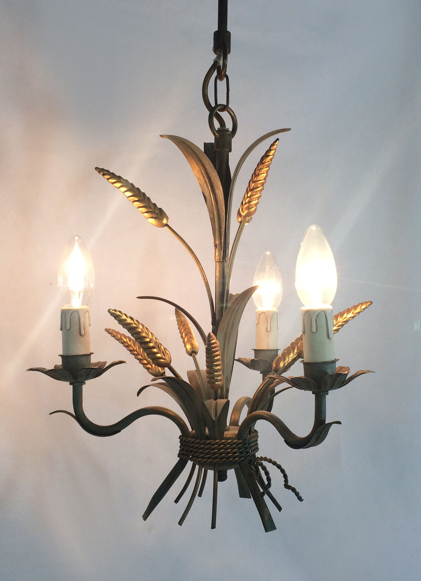 Masca's wheat ear chandelier in aged green and gold metal, 3 fires, year 70/80