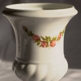 Médicis vase with floral decoration, made of Limoges porcelain.
