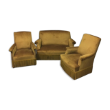Mustard velour show