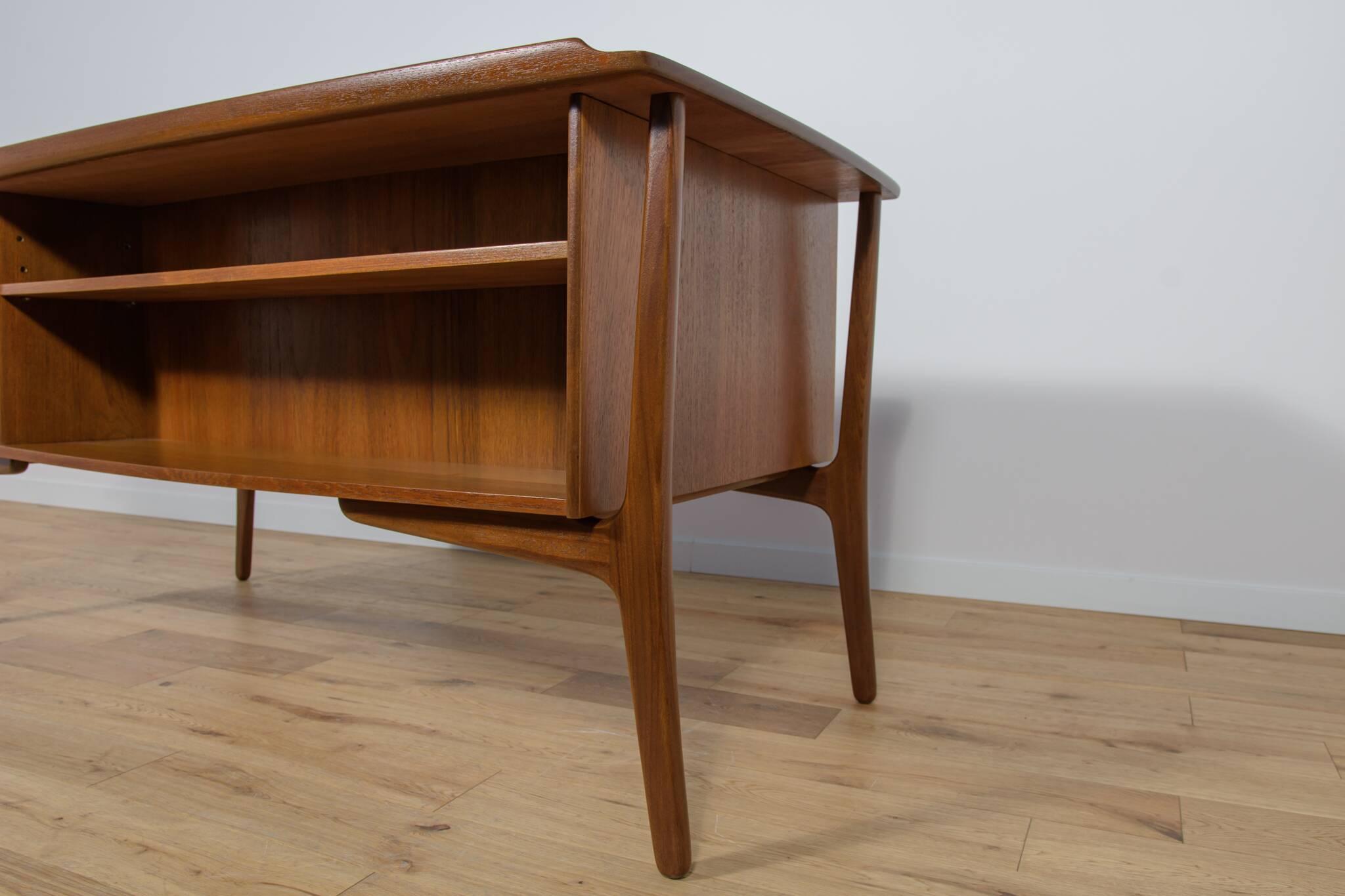 Teak Desk by Svend Åge Madsen for H.P. Hansen, 1960s