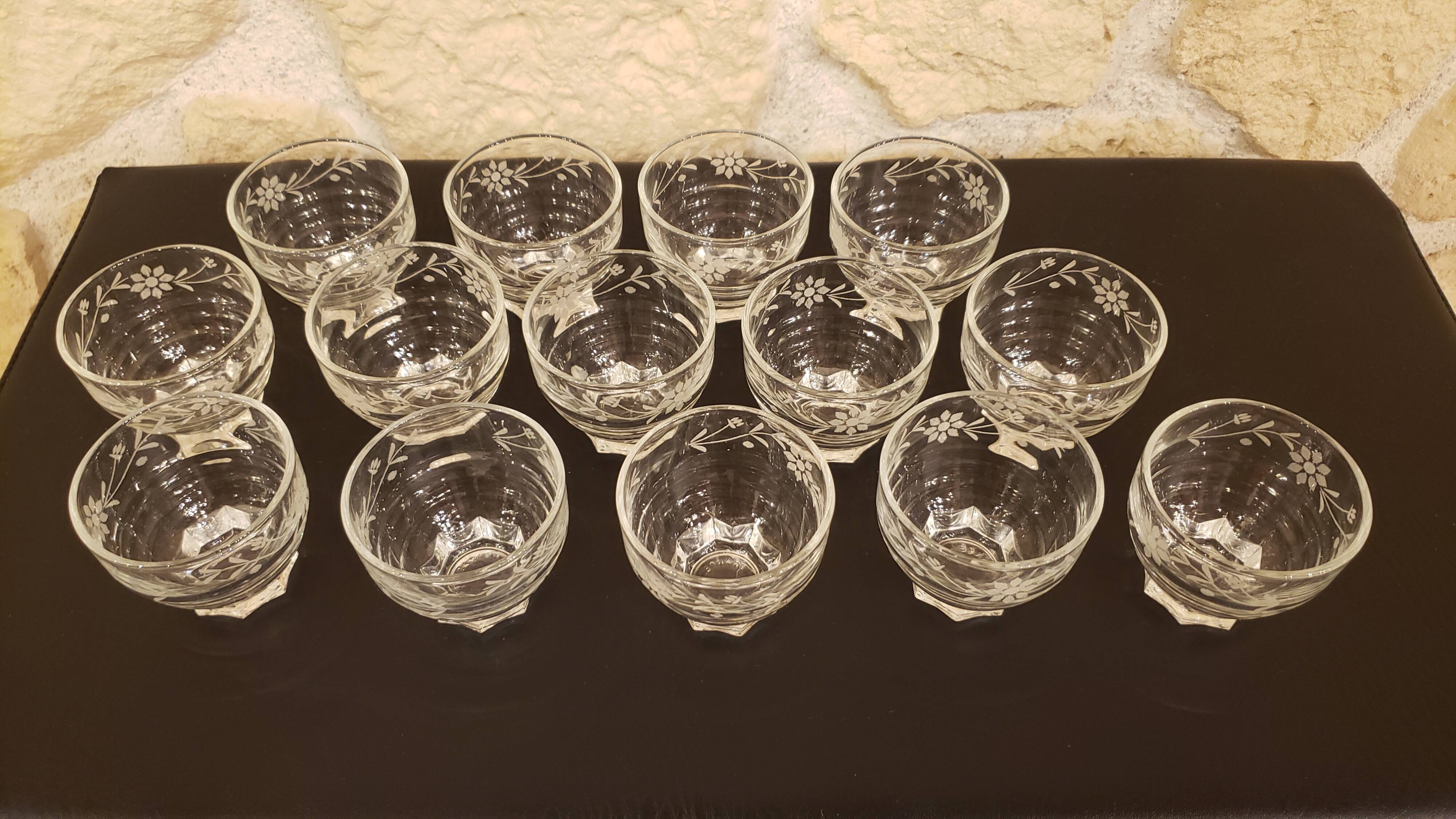 14 small 50s star stem glasses