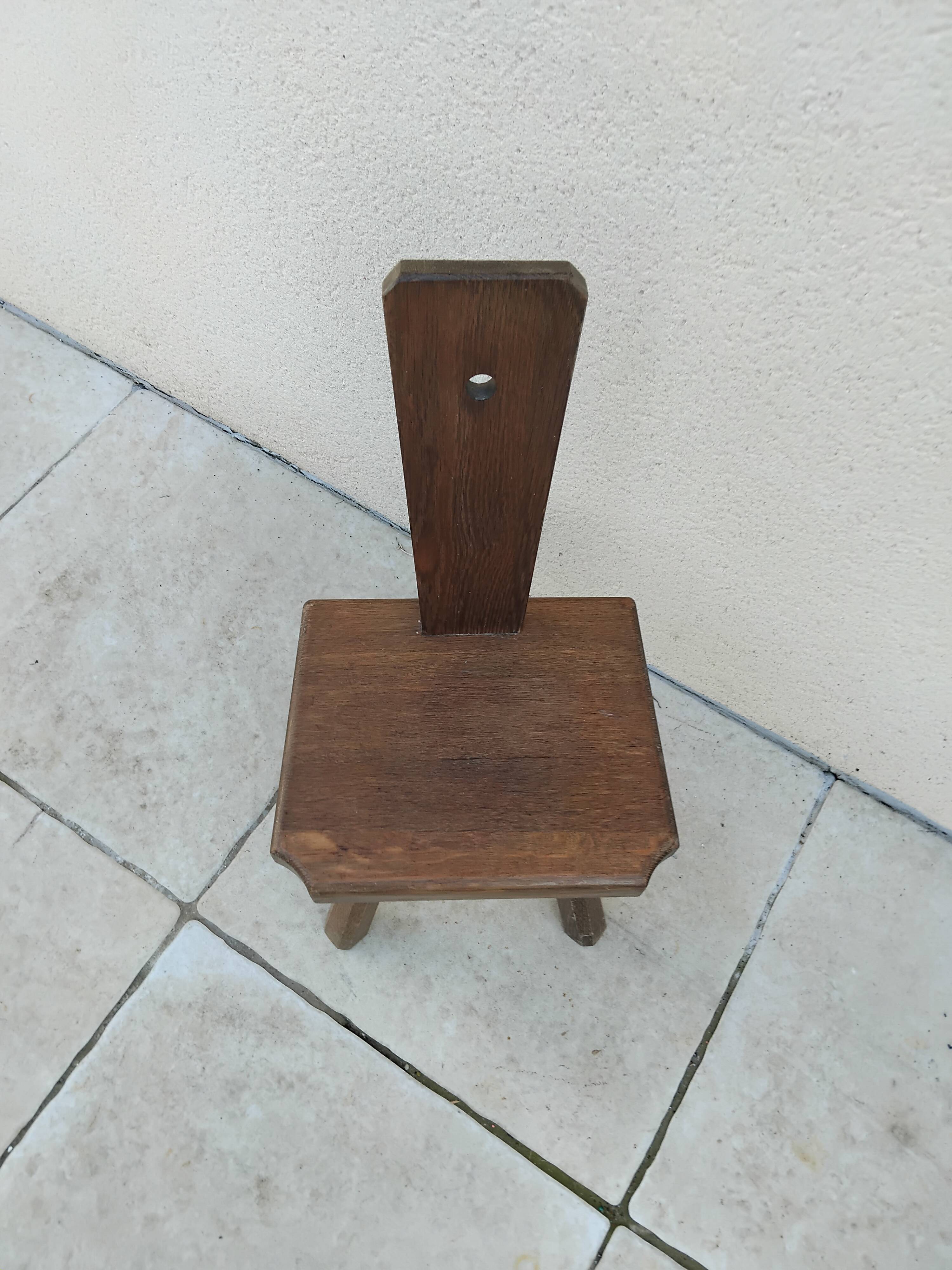 Vintage brutalist tripod children's chair from the 50s