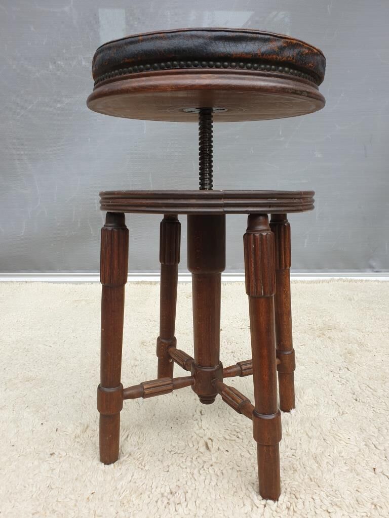 Pleyel piano stool from 1853 round leather seat