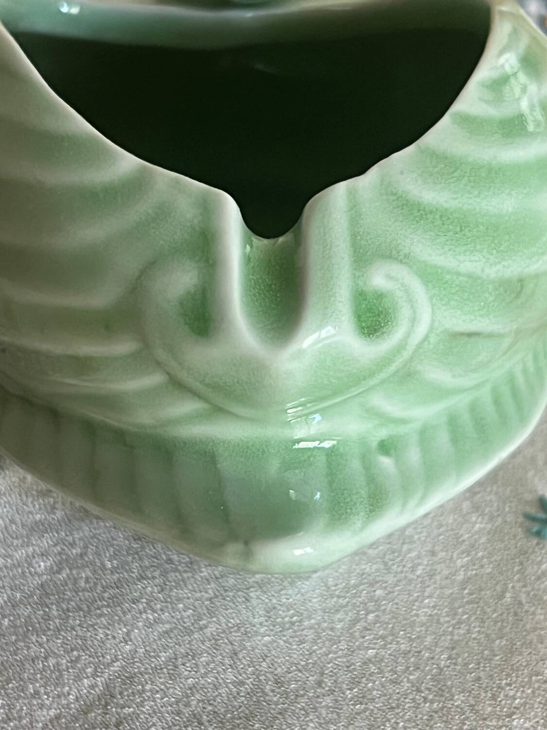 Almond green ceramic swan