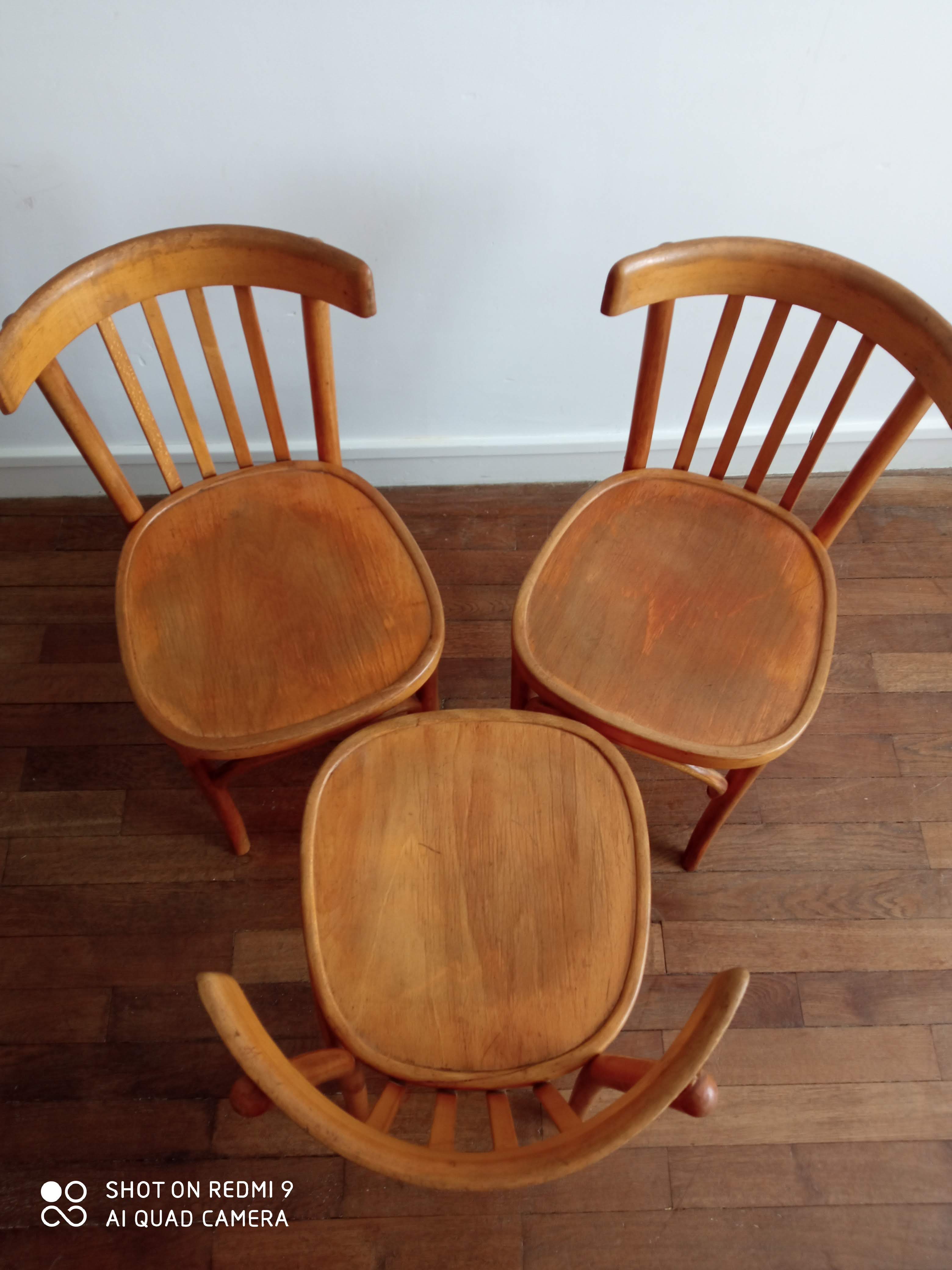 Trio de chaises bistrot vintage