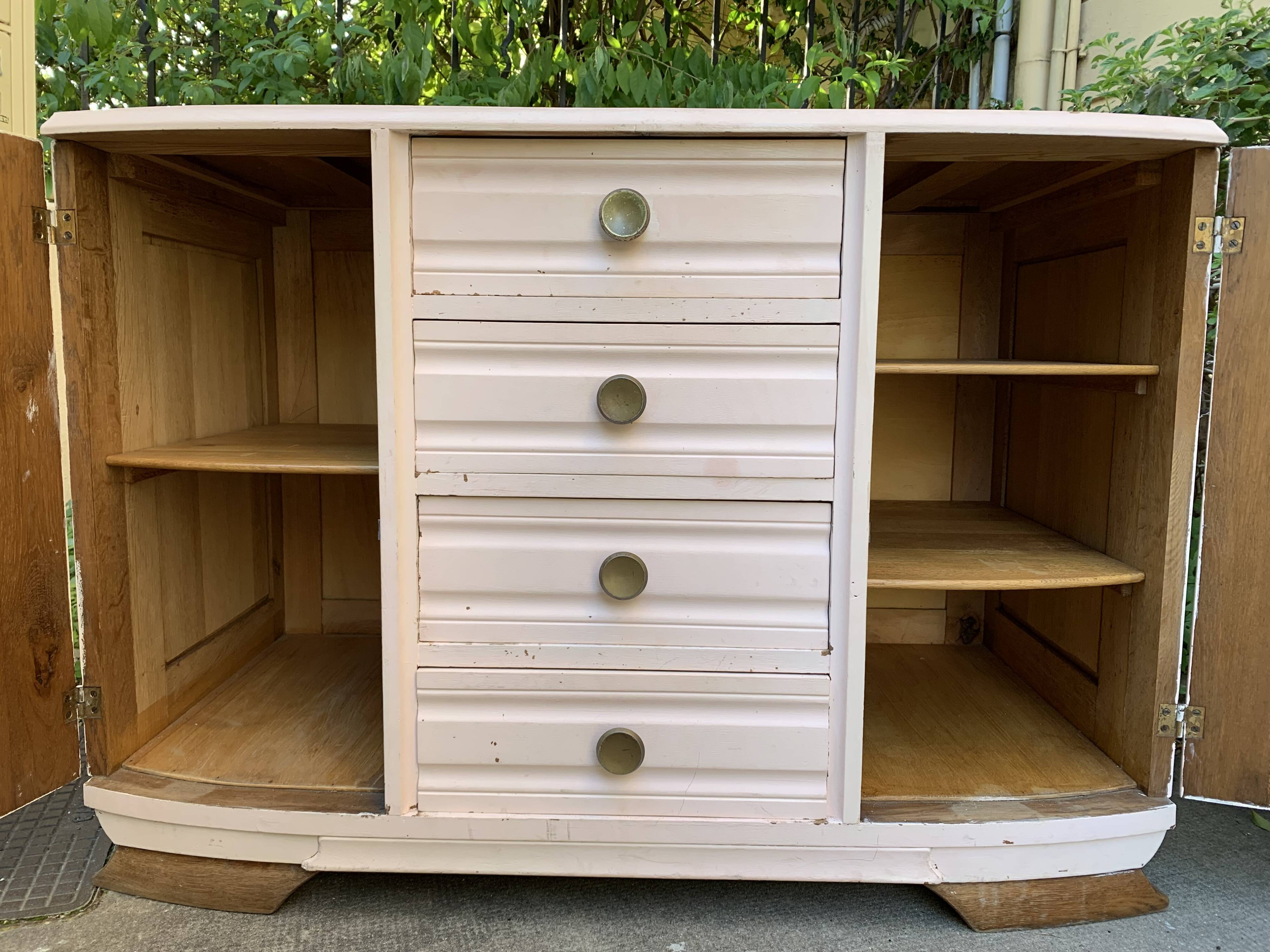 Art Deco chest of drawers