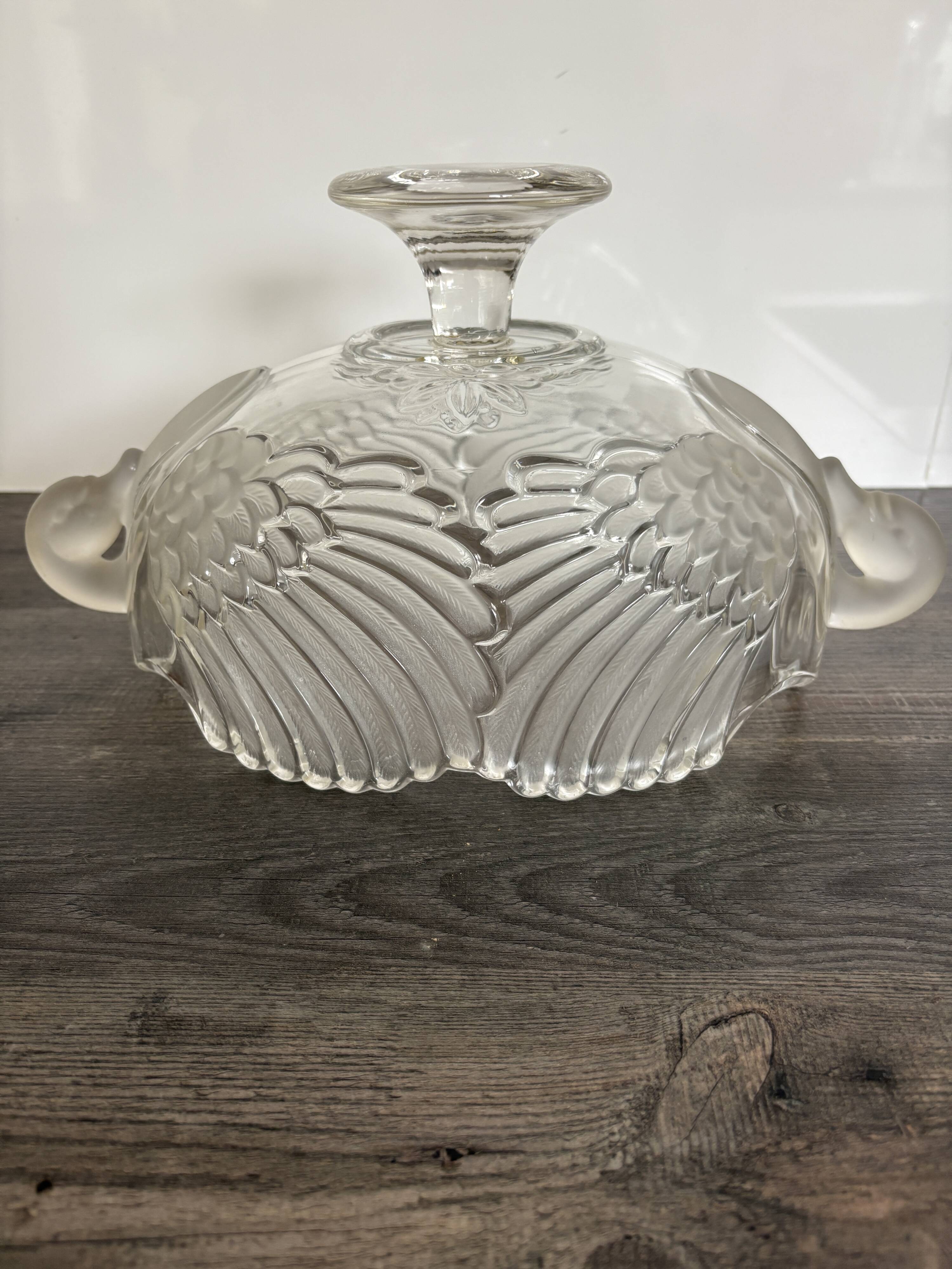 Art Deco molded pressed glass bowl – France 1930