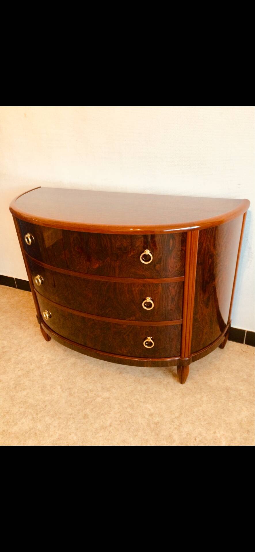Commode demi-lune