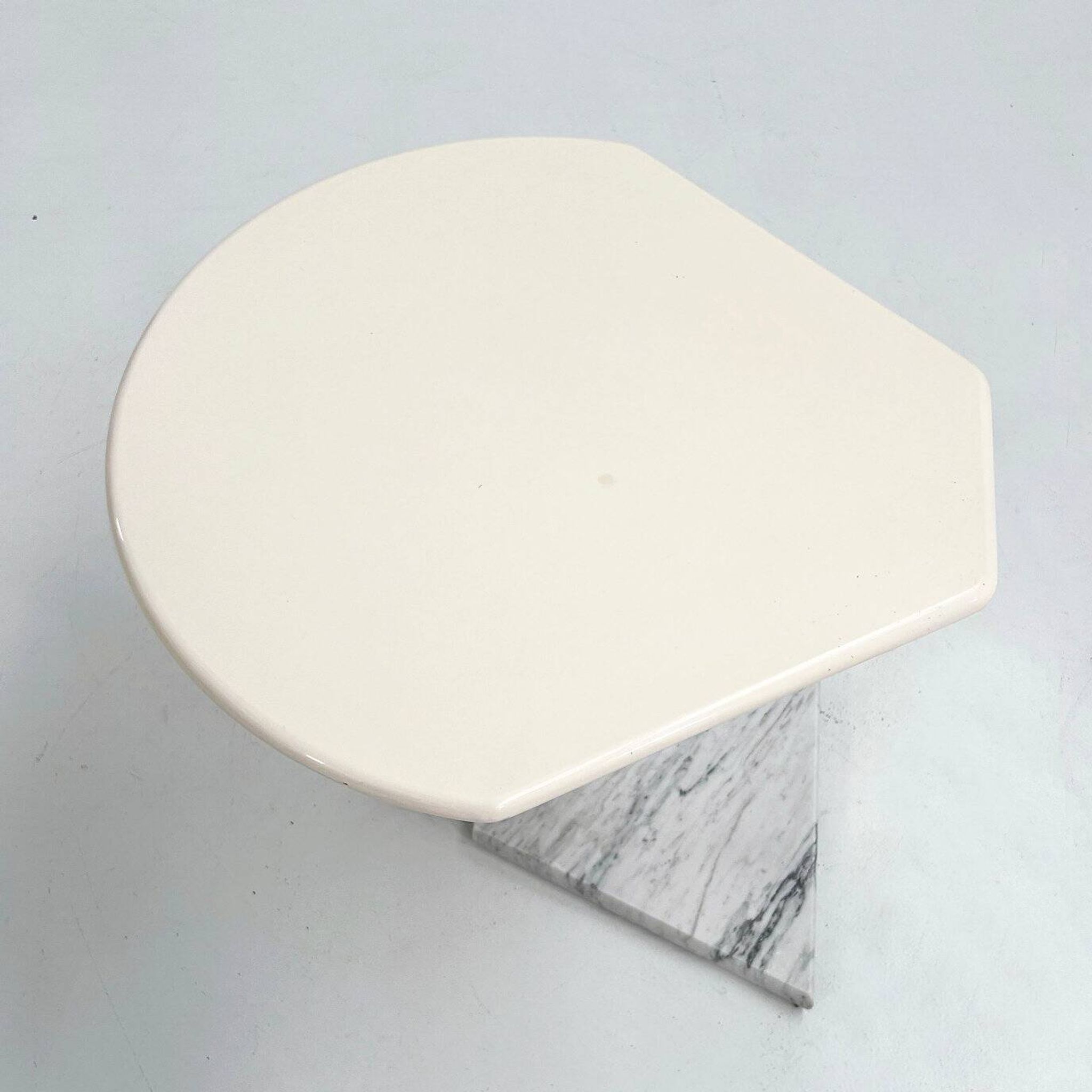 Side table with marble base La Palma, 1980