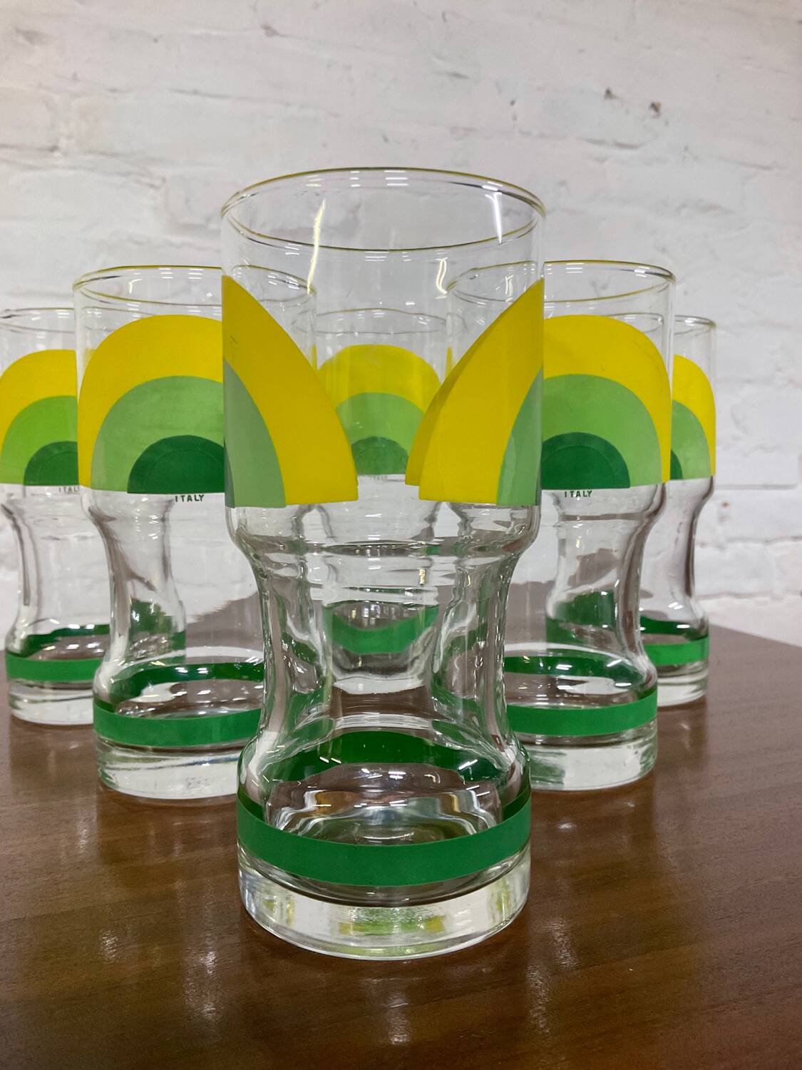 Series of 6 vintage Italy glasses