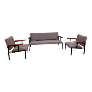 ensemble de trois canapés