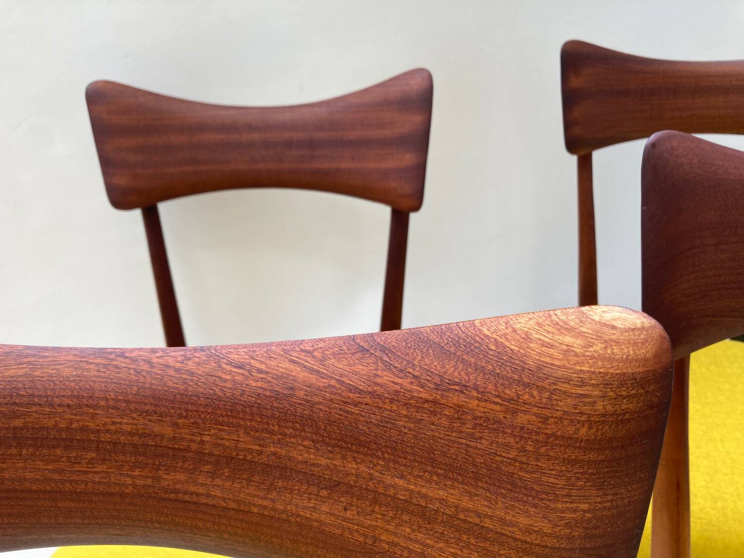 "Butterfly" chair by Ico Parisi