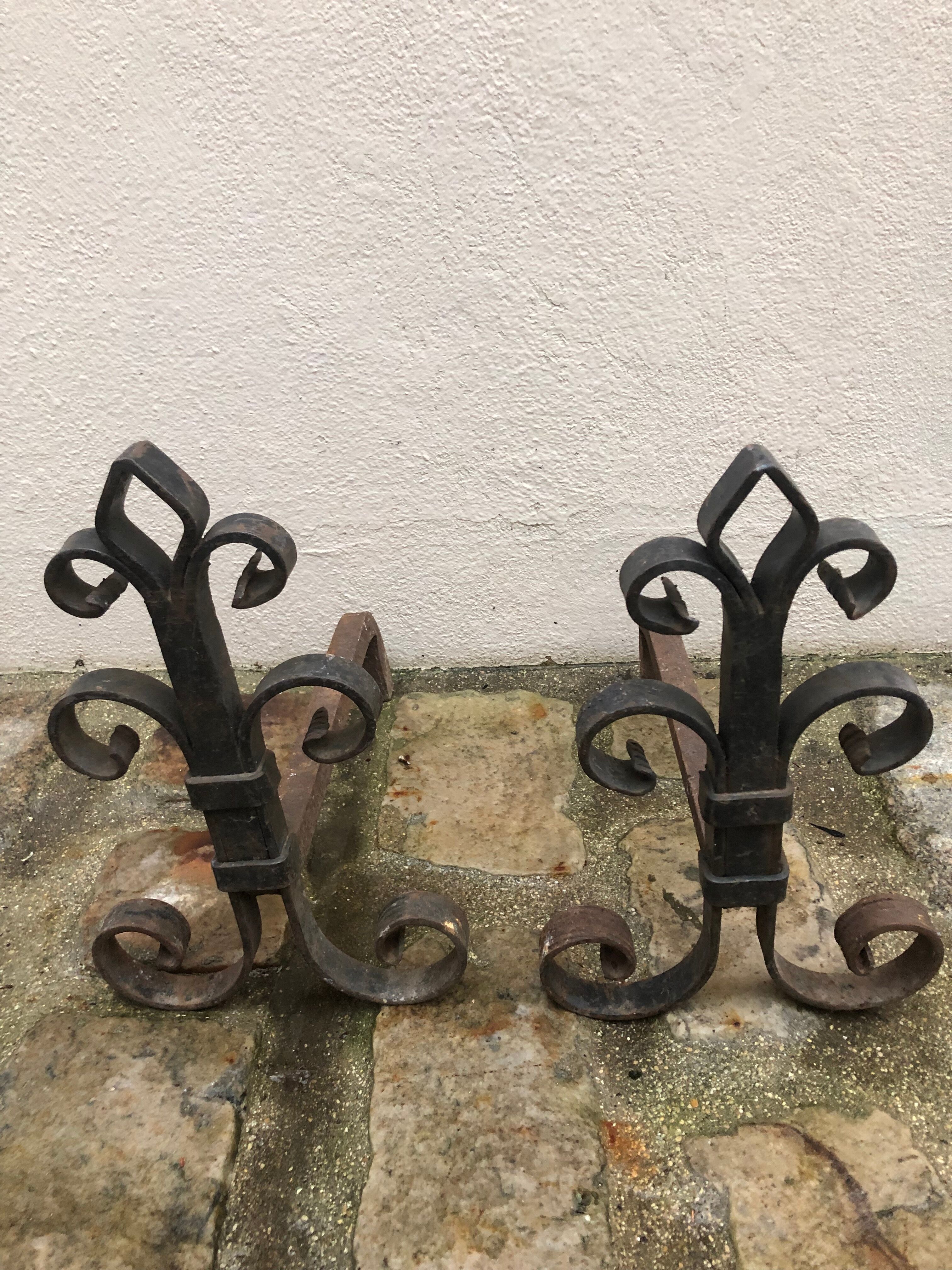 Pair of chimney pegs