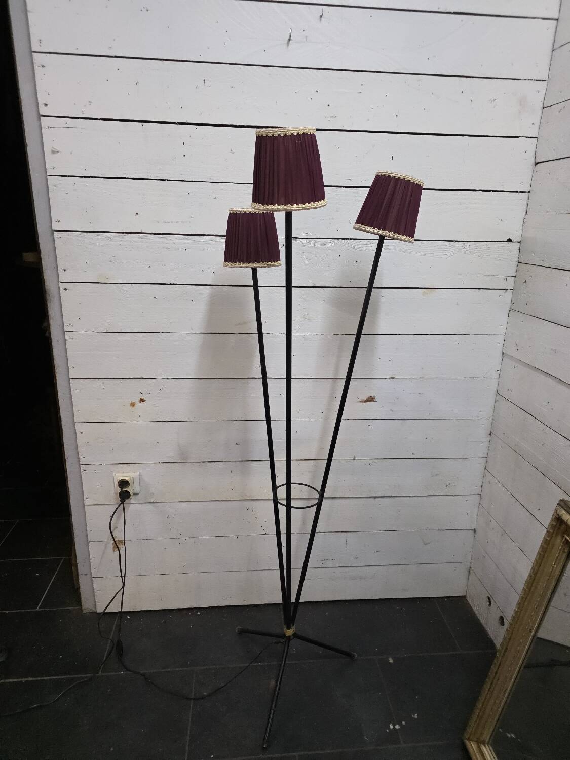 1960s tripod floor lamp, 3 lights