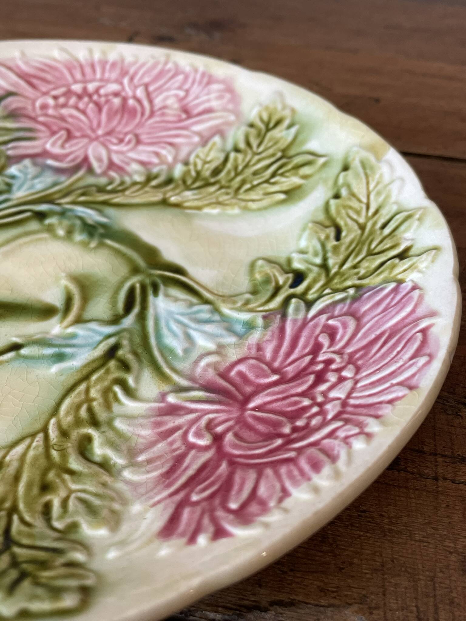 Barbotine plates with peony decoration