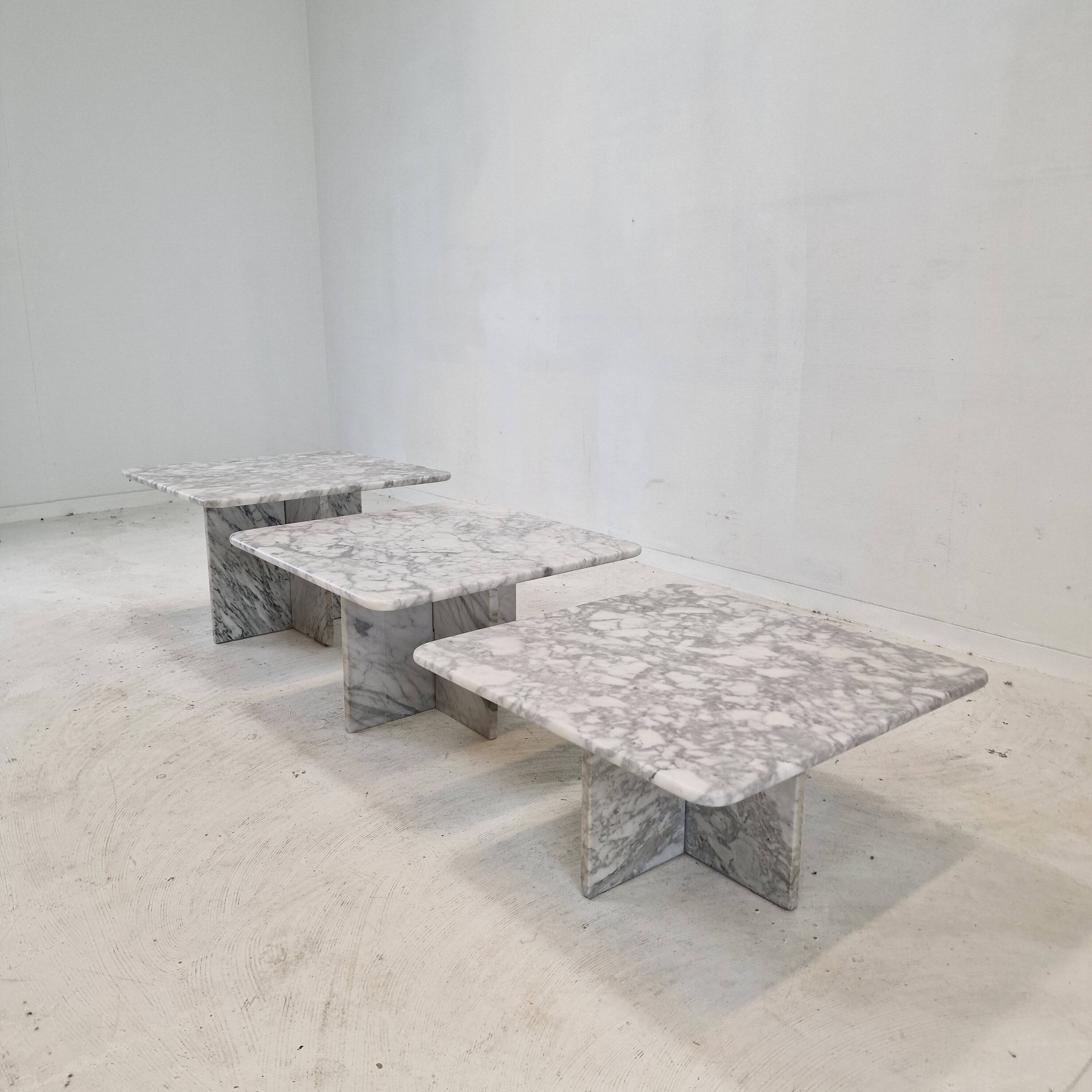 Set of 3 Italian Bianco Carrara Marble Coffee or Side Tables, 1980s