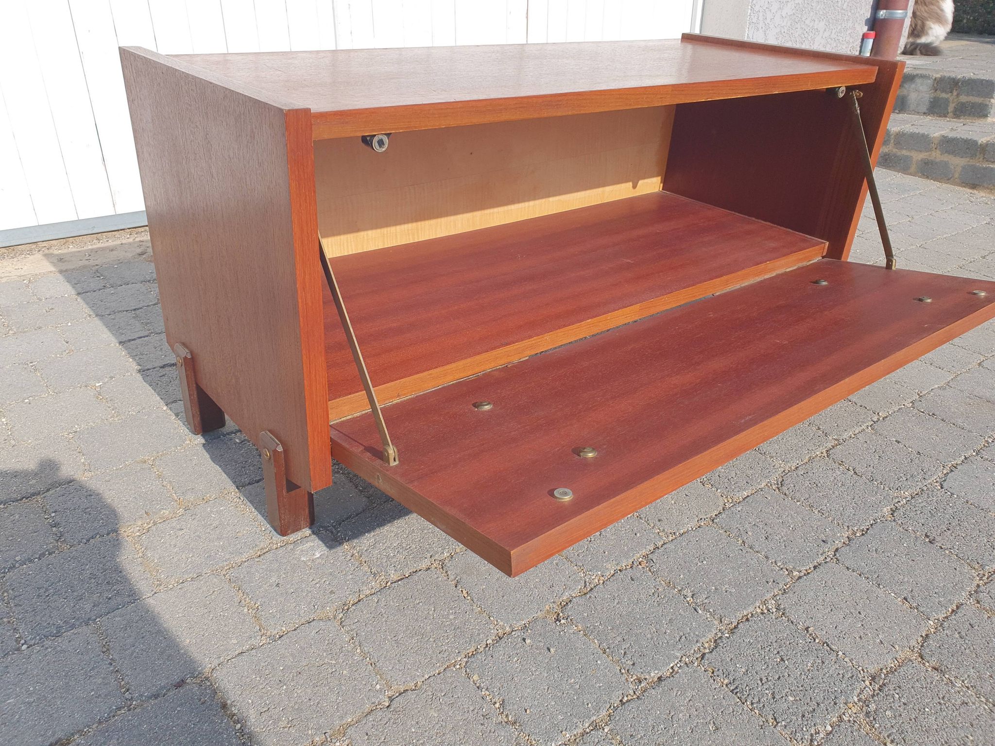Vintage buffet