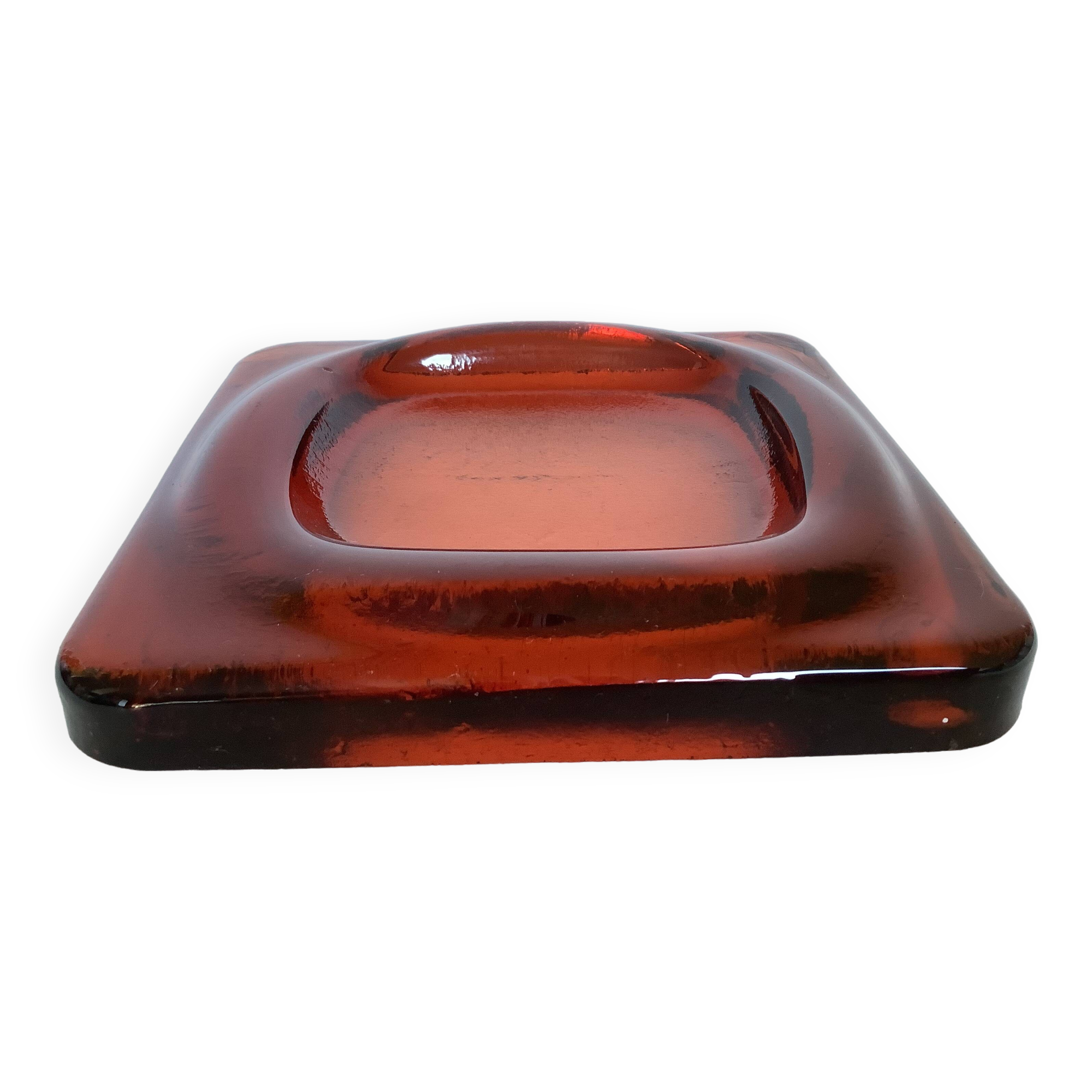 Saint Gobain coin pocket emptier