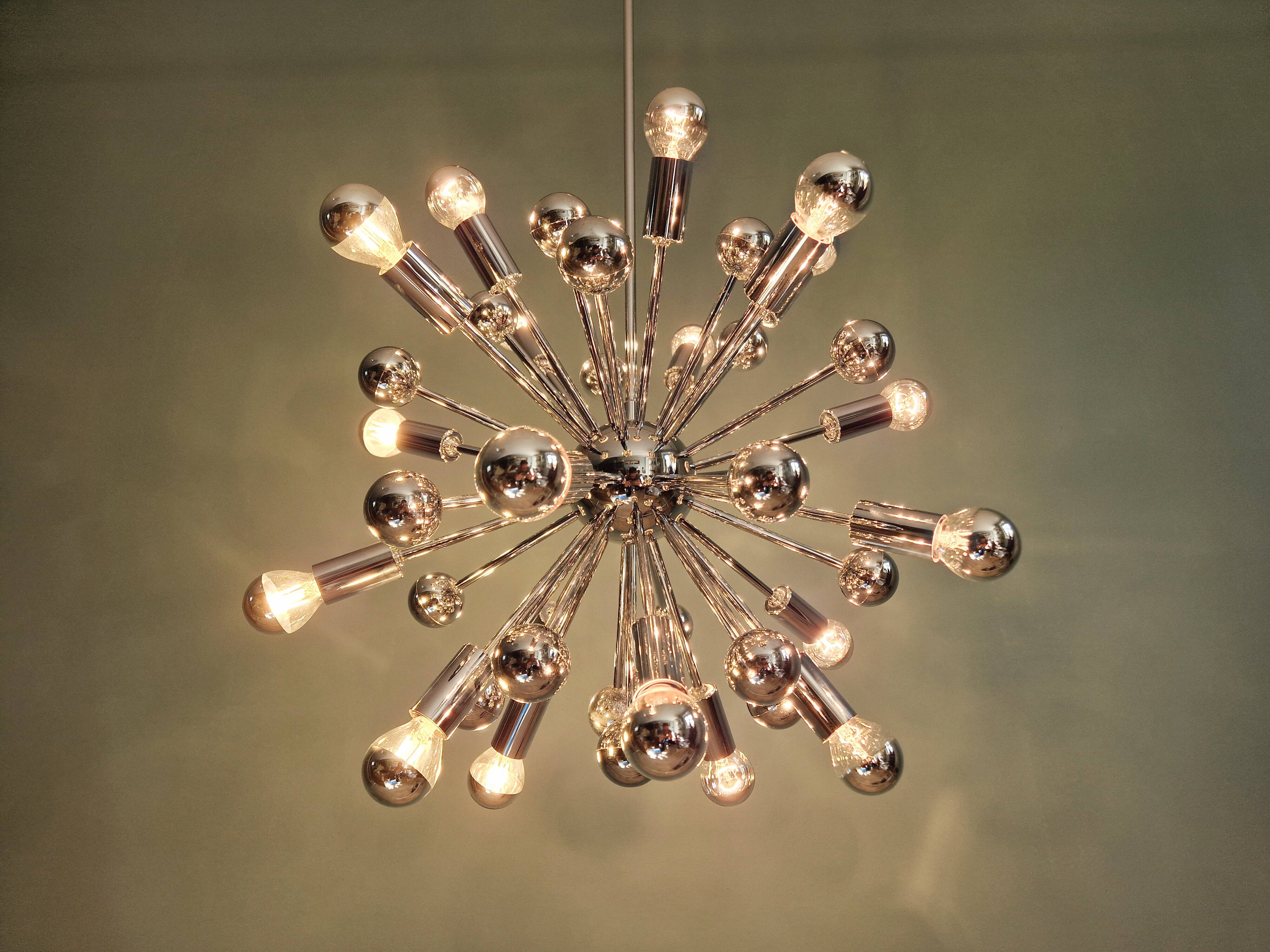 Sputnik chandelier in chrome metal, 20 light points, 70s
