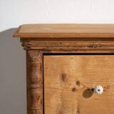 Commode ancienne en bois massif (vers 1920)